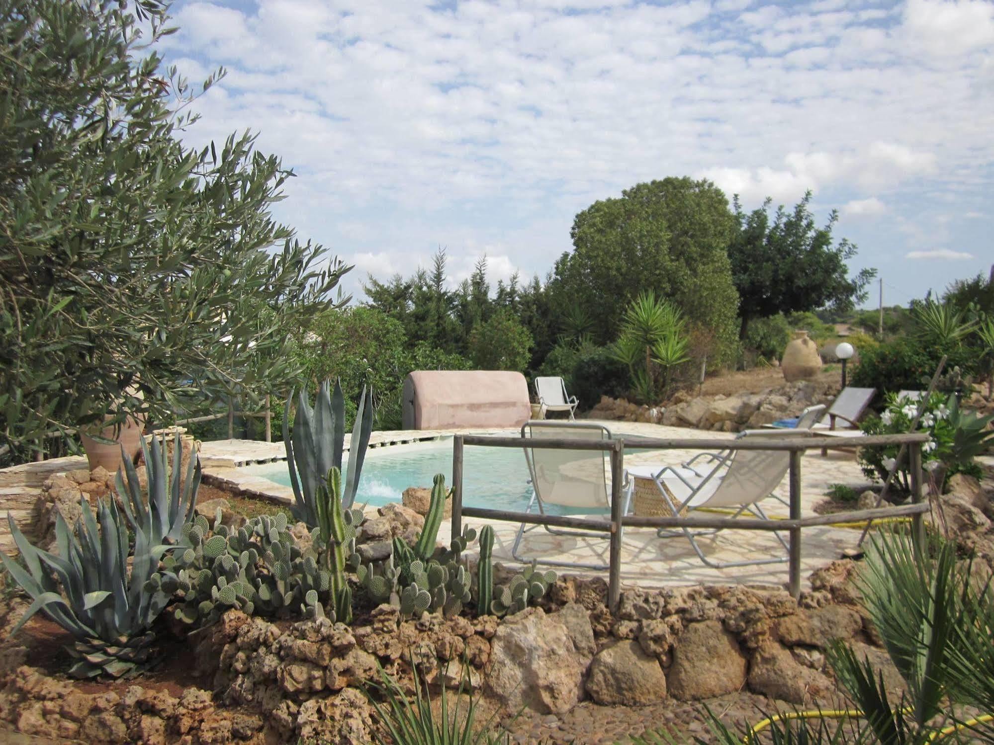 Casale Alma Bed & Breakfast Marsala Exterior foto