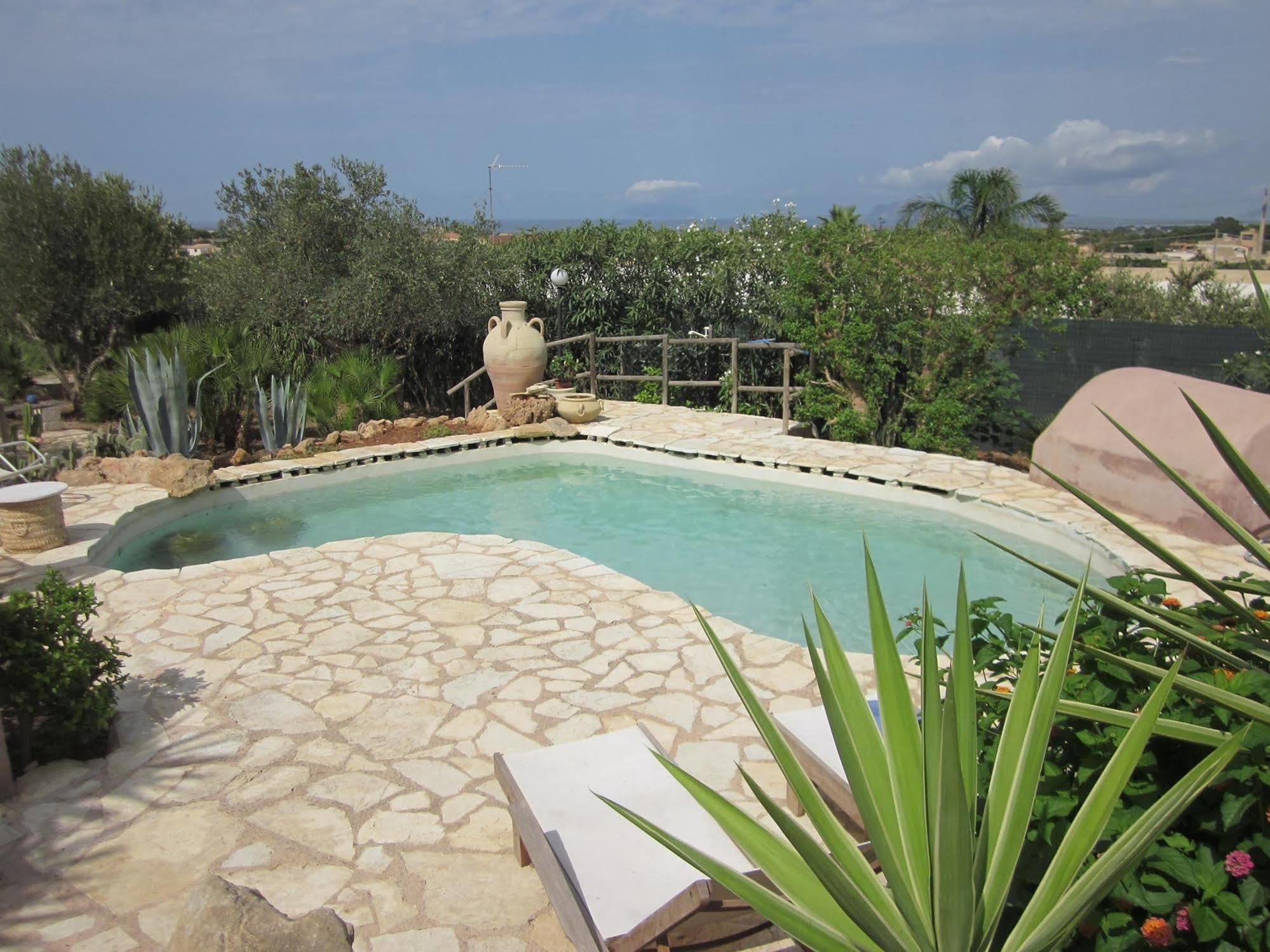 Casale Alma Bed & Breakfast Marsala Exterior foto