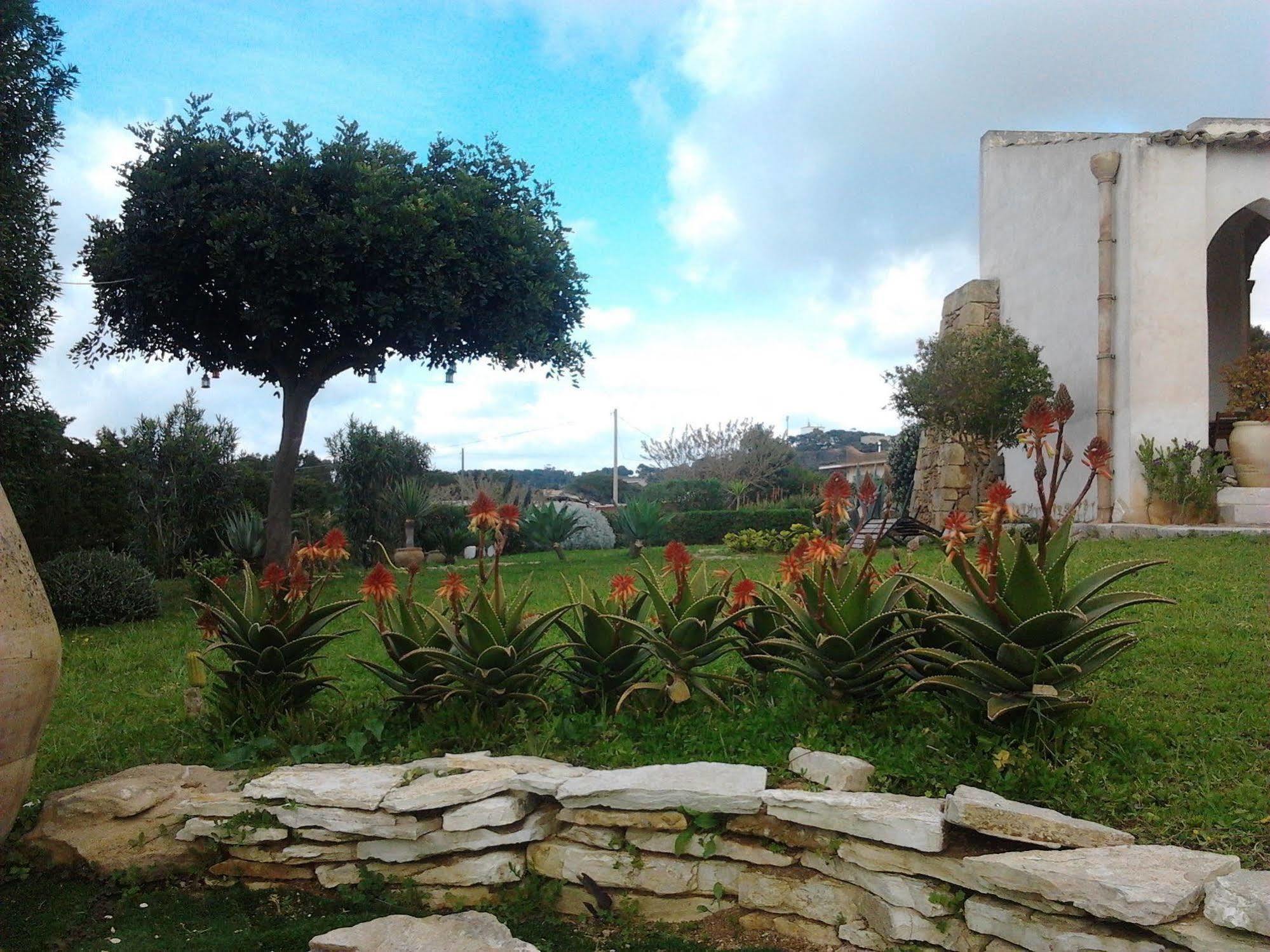 Casale Alma Bed & Breakfast Marsala Exterior foto